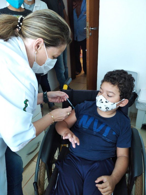 A vacinação contra Covid-19 da faixa etária de 05 a 11 anos - Imunização das crianças da nossa Escola Especial Vera Lúcia Martins Apae